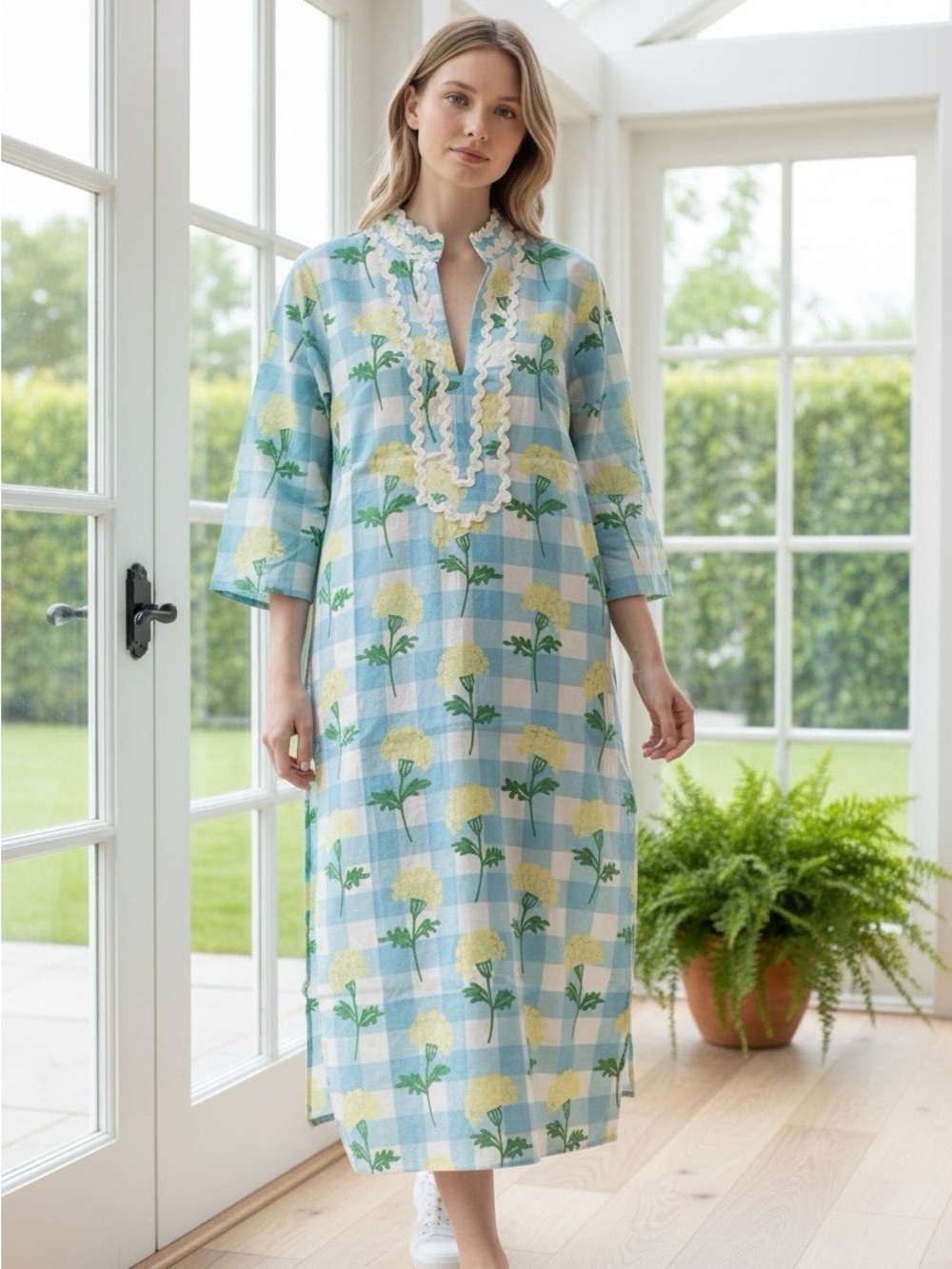 🆕 Sail to Sable Blue and Yellow Floral Gingham Caftan - Picture 1 of 8